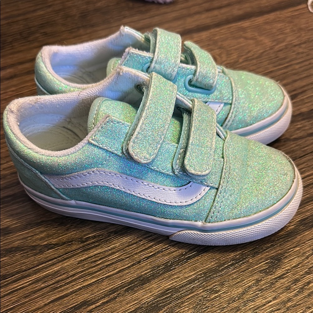 Kids Glittery Green Sneakers